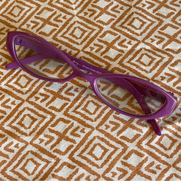 Vera Bradley African Tulip Amanda Glasses - Picture 4 of 8